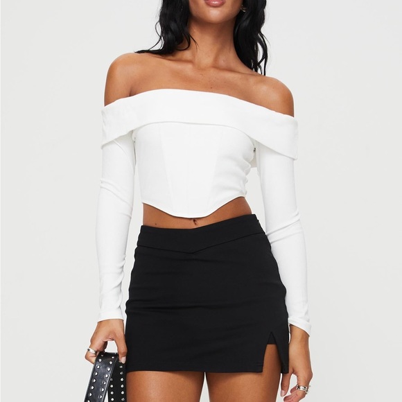 Princess Polly Ravyn Skort Black size 2 Tall New With Tags‎ - Picture 2 of 12